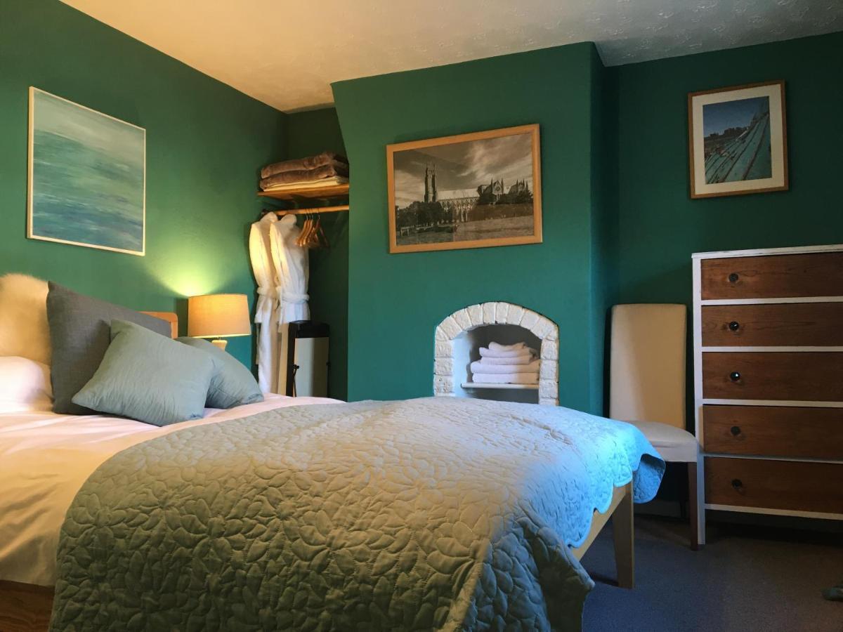 Bright Moments Holiday Home Беверли Экстерьер фото